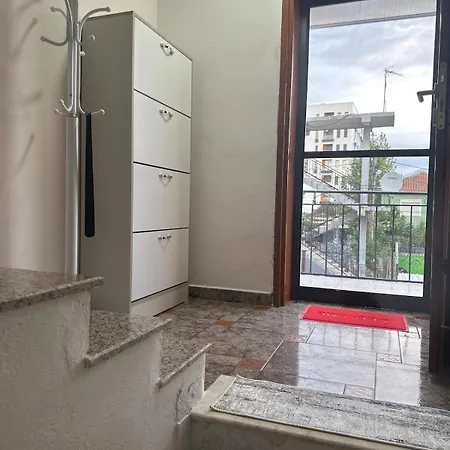 Cozy In Tirana, Albania Appartement